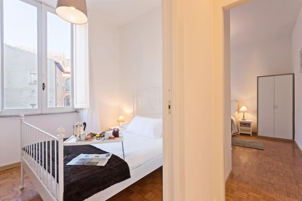 Townhouse By The Spanish Steps Rom Zimmer foto