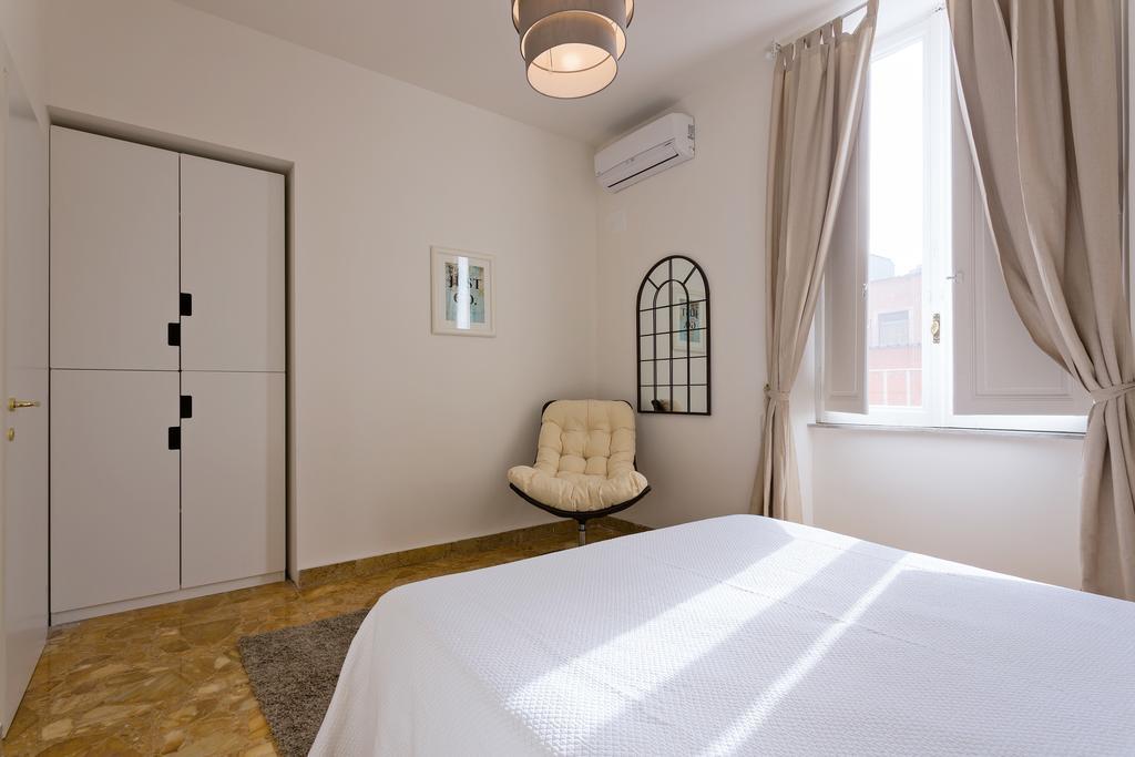 Townhouse By The Spanish Steps Rom Zimmer foto
